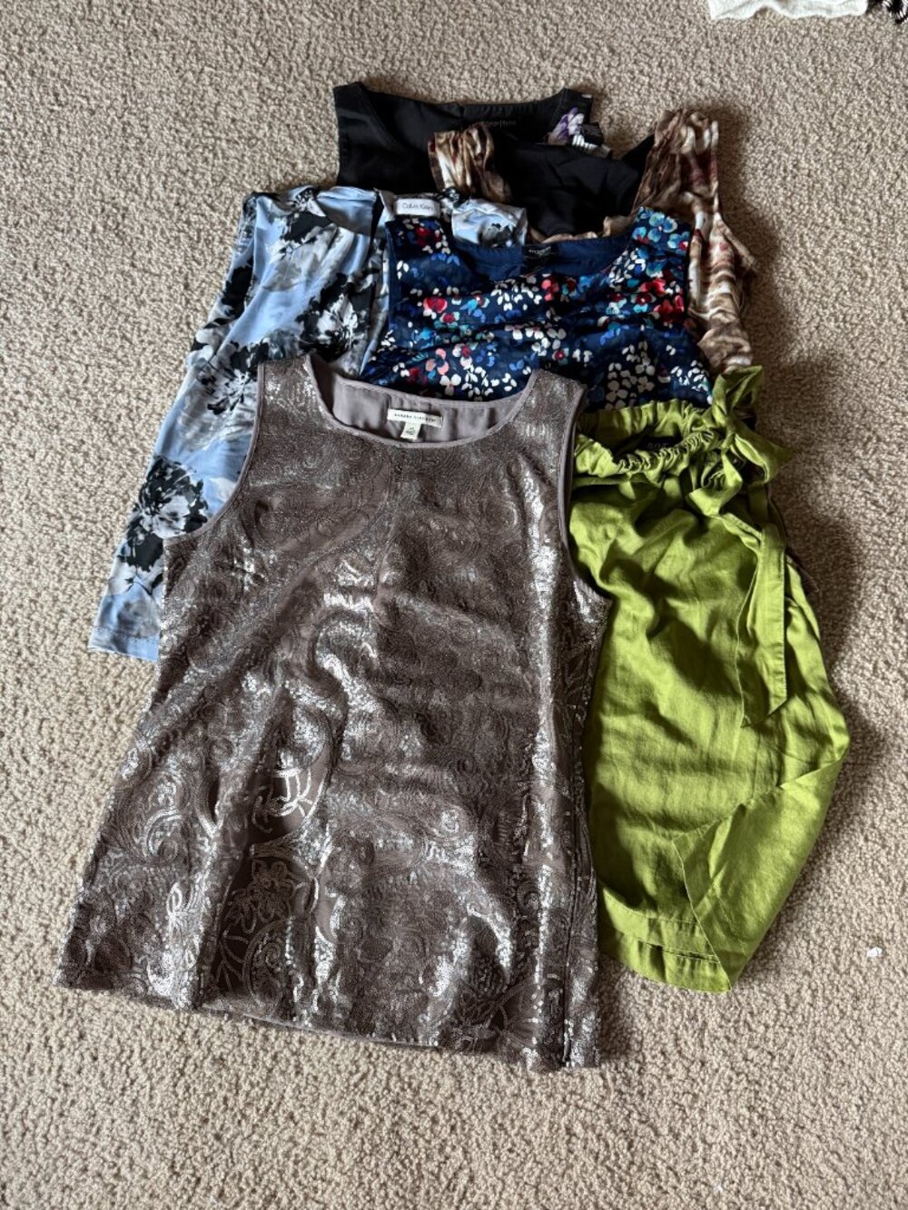 CLOSET BLOWOUT - Tank Top Bundle